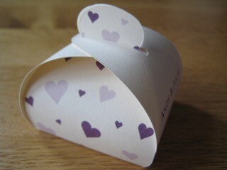 Wedding Favour box with purple hearts