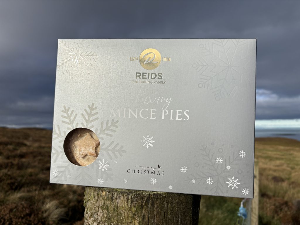 6 Luxury Mince Pies from Reids Bakery in Caithness