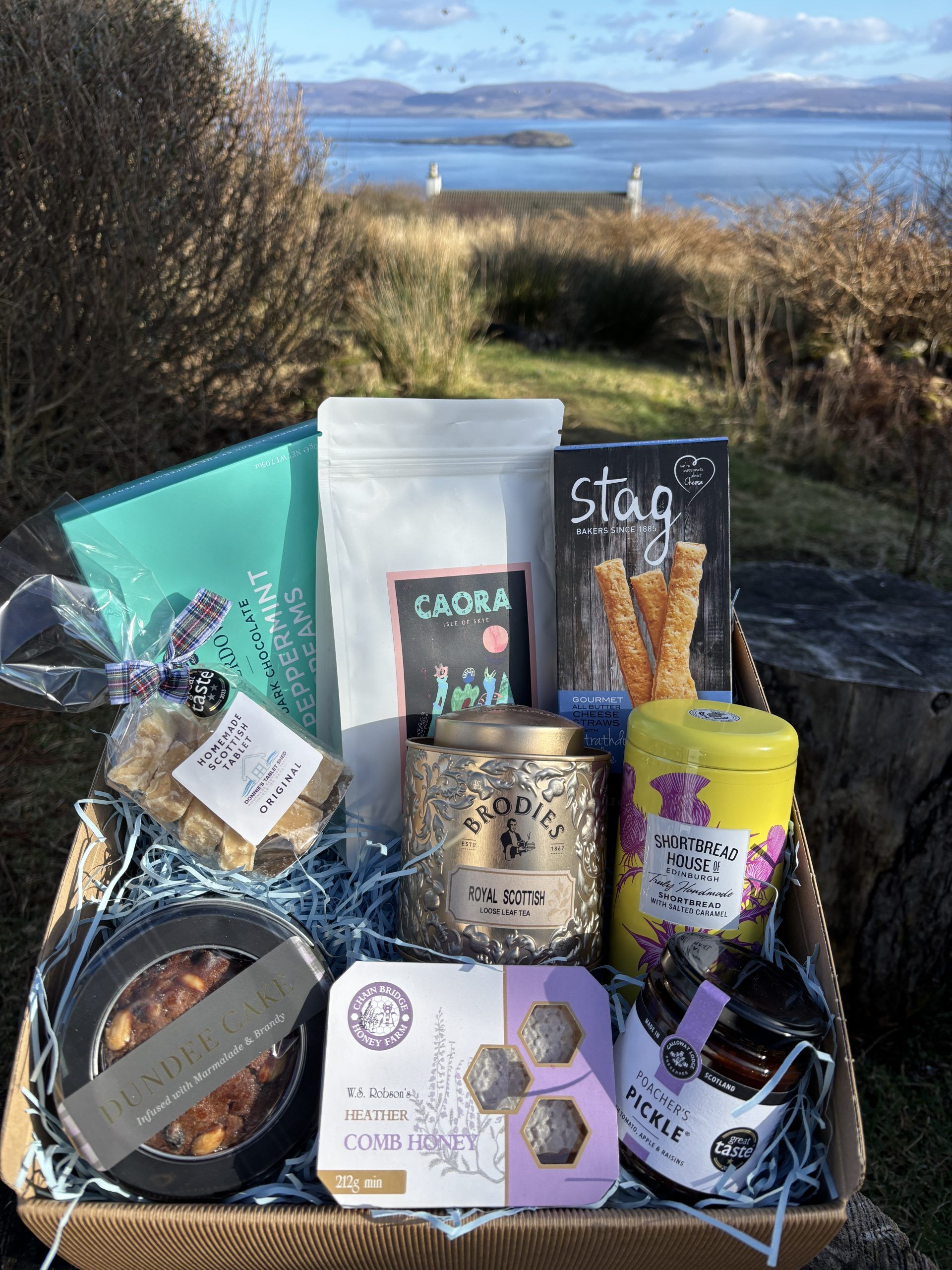 The Cuillin - Luxury Treats Gift Box - Image 2